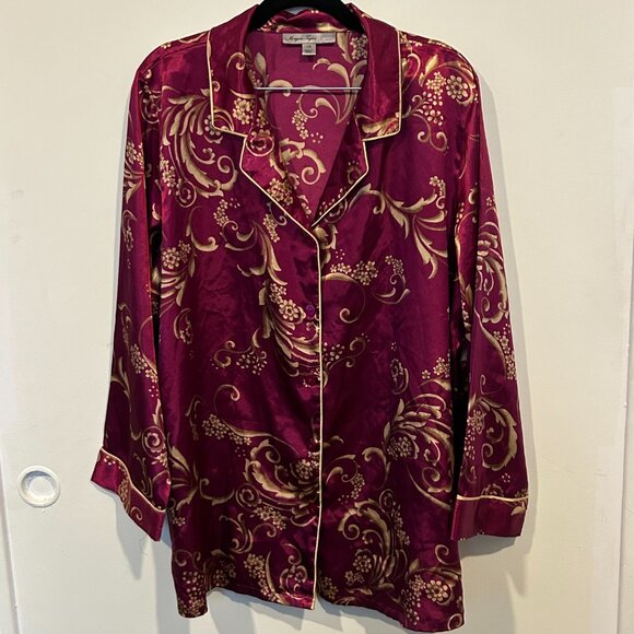 Morgan Taylor Burgundy and Gold Floral Satin Pajama Set - Picture 3 of 13